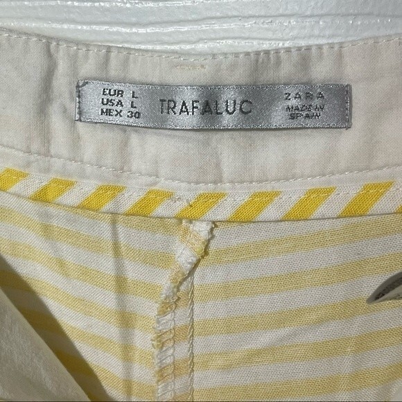 Zara Stripped Shorts Size L - Picture 3 of 4
